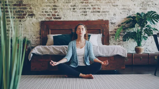 Mindfulness vs. Meditation: What's Actually the Difference